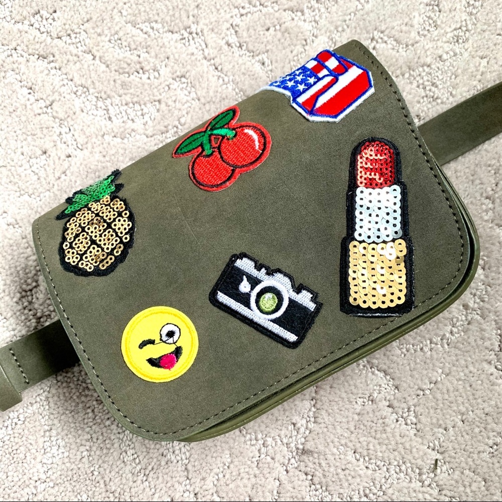 Trendy Fanny Pack, Green with sequined patches
